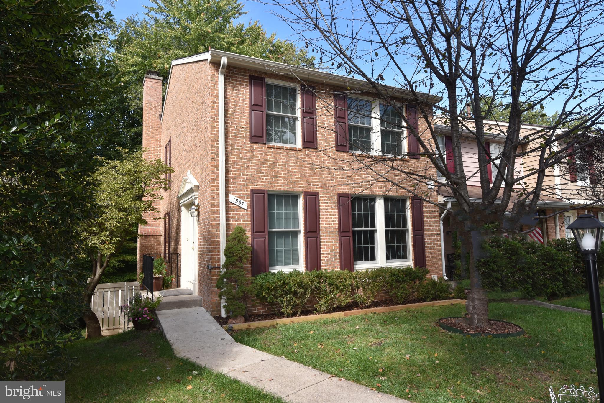 1537 Autumn Ridge Circle Reston, VA 20194 - Photo 1 of 43 Front view End Unit