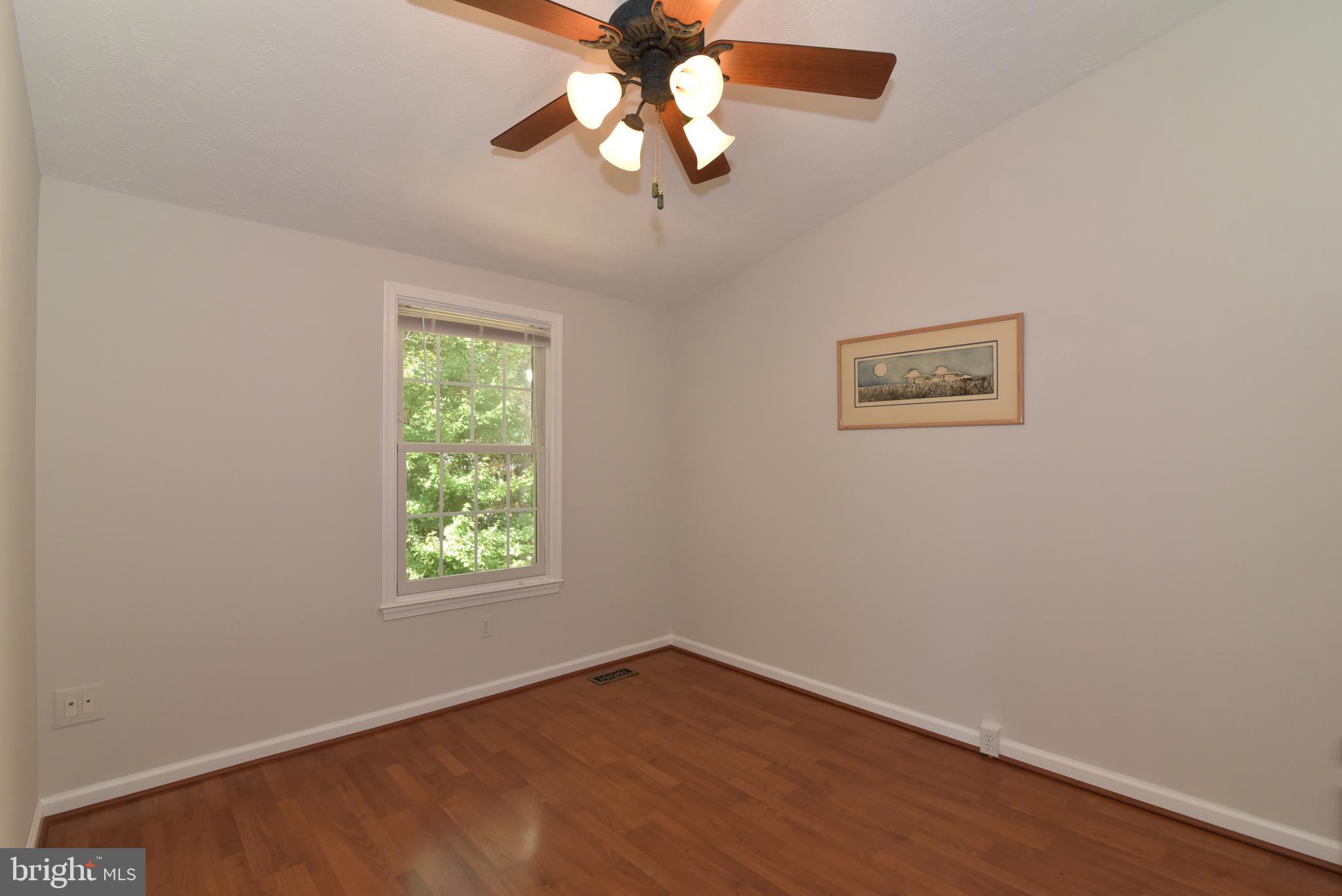 1537 Autumn Ridge Circle Reston, VA 20194 - Photo 20 of 43 Bedroom #3