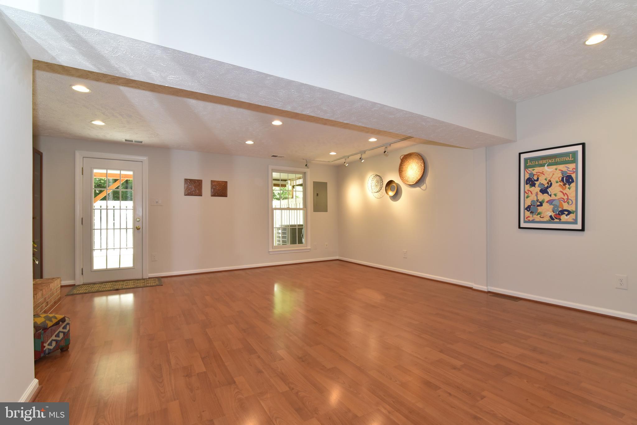 1537 Autumn Ridge Circle Reston, VA 20194 - Photo 23 of 43 Rec Room