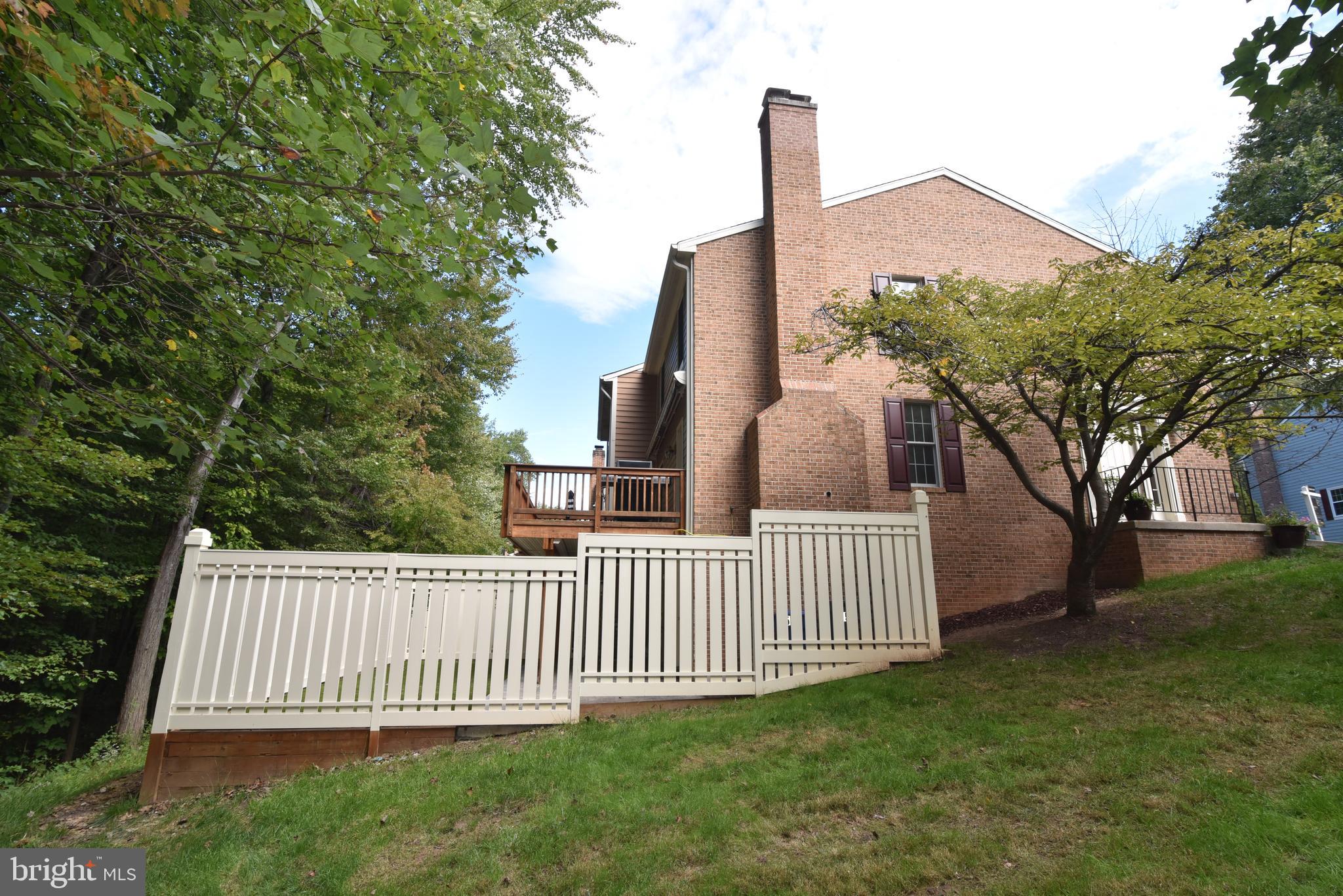 1537 Autumn Ridge Circle Reston, VA 20194 - Photo 39 of 43 Exterior Side View