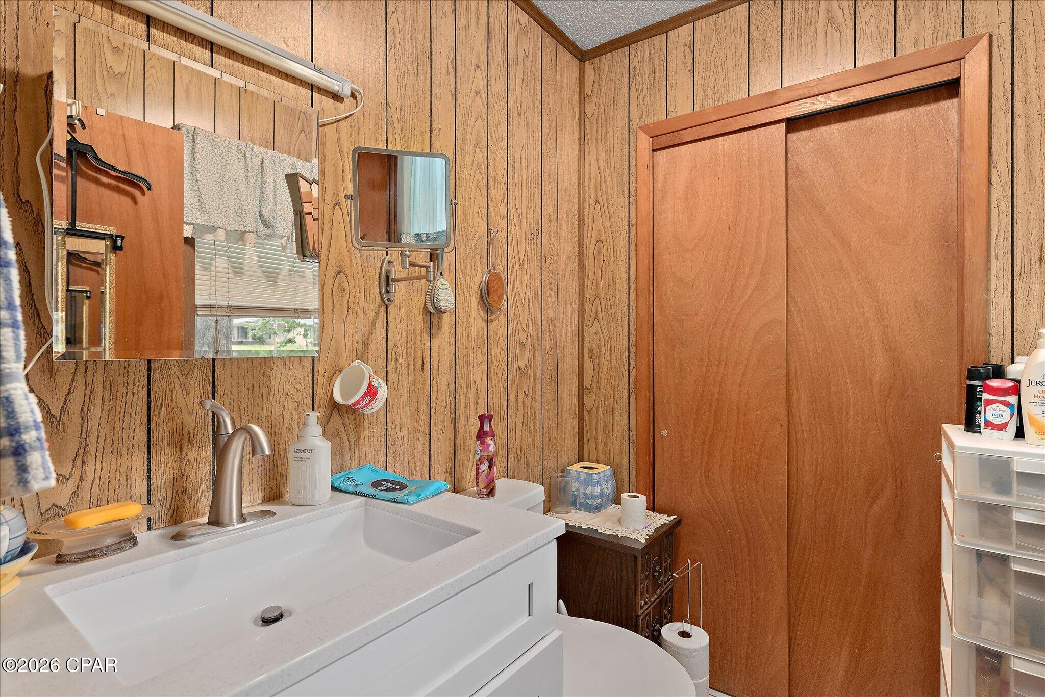 1561 Blue Creek Road Ponce de Leon, FL 32455 - Photo 16 of 25