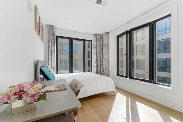 $949,000 | 30 Penniman Road, Unit 302, Boston, MA 02134