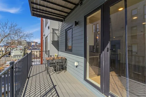 $949,000 | 30 Penniman Road, Unit 302, Boston, MA 02134