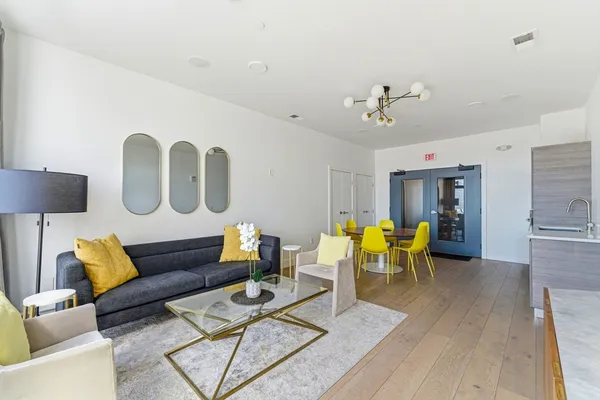 $949,000 | 30 Penniman Road, Unit 302, Boston, MA 02134