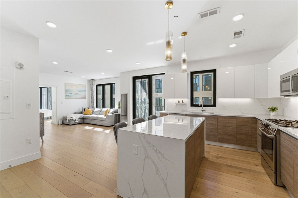 30 Penniman Road, Unit 302 Boston, MA 02134 - Photo 6 of 28