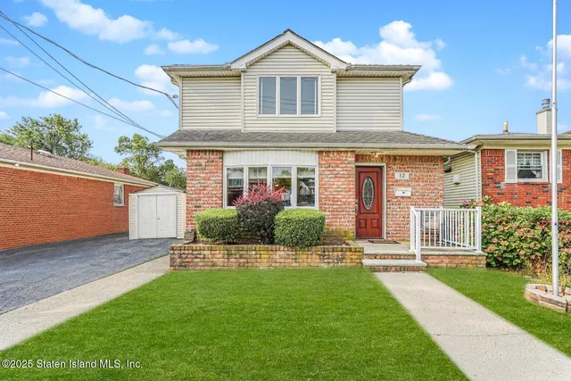 $788,888 | 12 Mcdermott Avenue | Dongan Hills