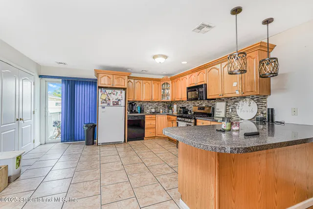 $788,888 | 12 Mcdermott Avenue | Dongan Hills