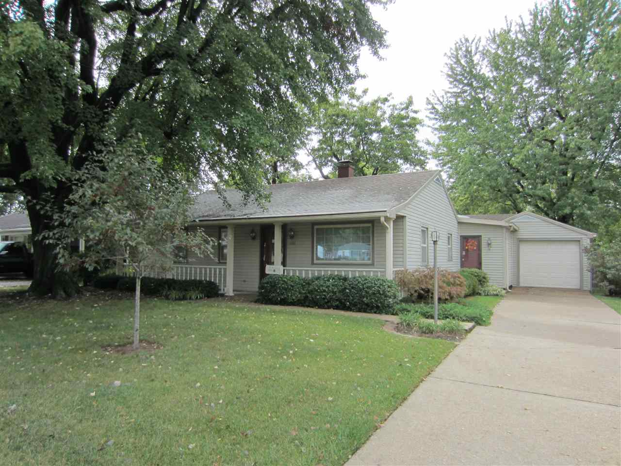 400 Sheridan Road Evansville, IN 47710 - Photo 1 of 29