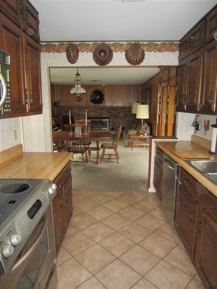 400 Sheridan Road Evansville, IN 47710 - Photo 12 of 29
