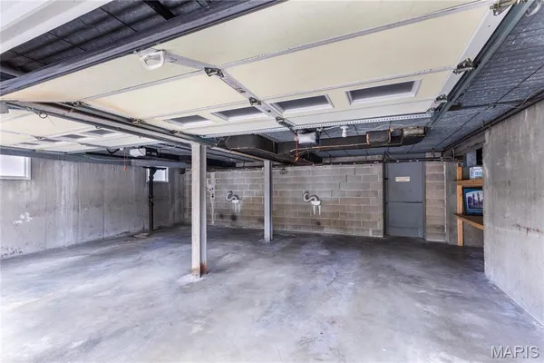 $1,700,000 | 8124-8130 Roxburgh Drive, Unit 1E 1W 2E 2W, St. Louis, MO 63105