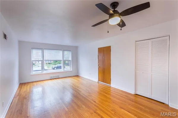 $1,700,000 | 8124-8130 Roxburgh Drive, Unit 1E 1W 2E 2W, St. Louis, MO 63105