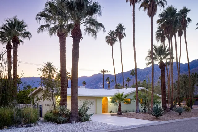 $1,395,000 | 298 North Farrell Drive, Palm Springs, CA 92262