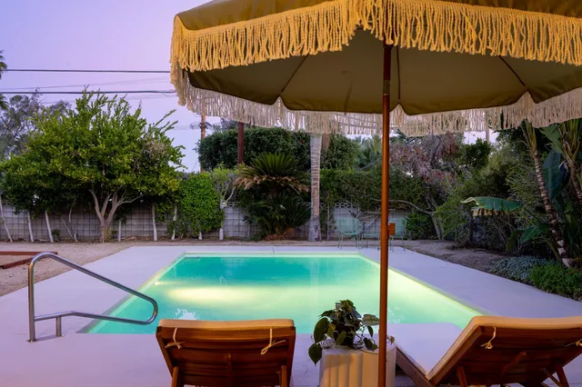 $1,395,000 | 298 North Farrell Drive, Palm Springs, CA 92262