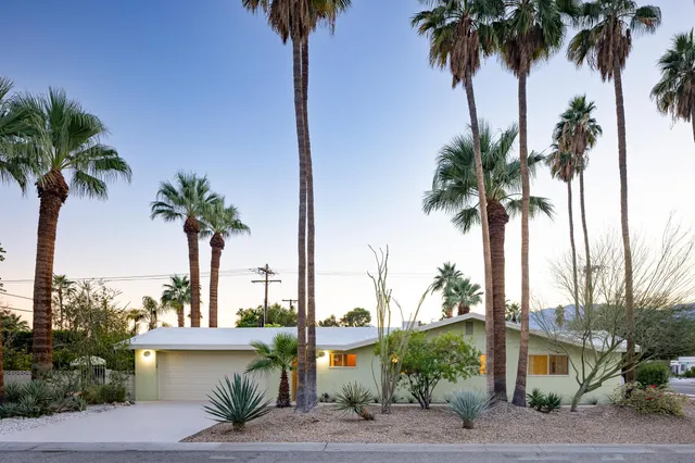 $1,395,000 | 298 North Farrell Drive, Palm Springs, CA 92262