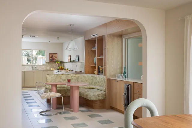 $1,395,000 | 298 North Farrell Drive, Palm Springs, CA 92262