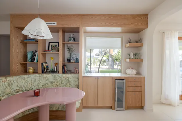 $1,395,000 | 298 North Farrell Drive, Palm Springs, CA 92262