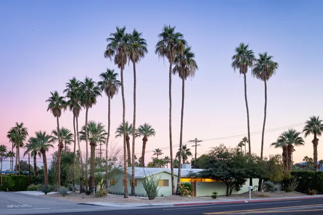 $1,395,000 | 298 North Farrell Drive, Palm Springs, CA 92262