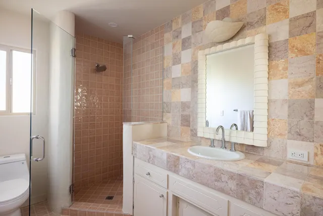 $1,395,000 | 298 North Farrell Drive, Palm Springs, CA 92262