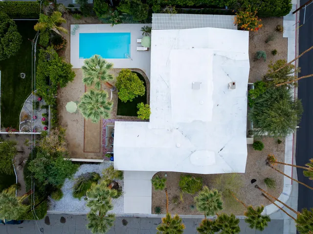 $1,395,000 | 298 North Farrell Drive, Palm Springs, CA 92262