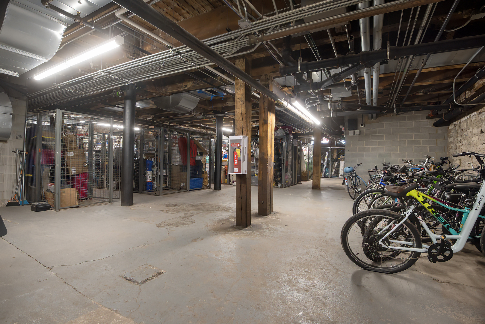 500 South Clinton Street, Unit 251 Chicago, IL 60607 - Photo 17 of 19