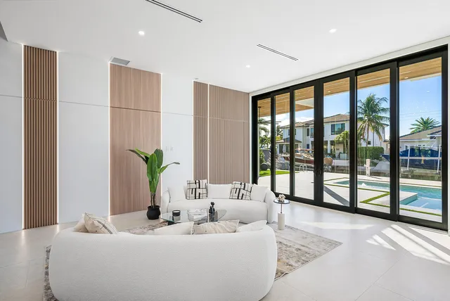 $6,495,000 | 750 Northeast 69th Street, Boca Raton, FL 33487