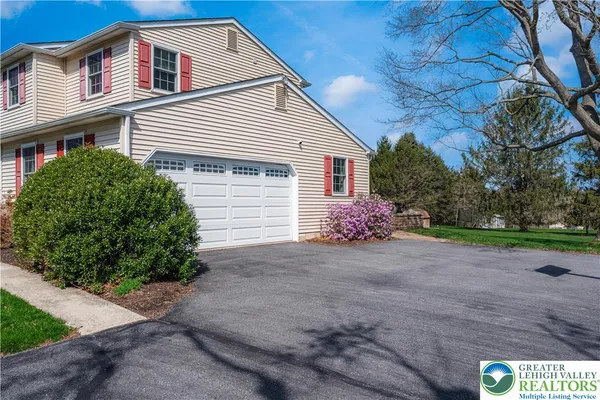 $445,000 | 5139 Tilghman Street, Coopersburg, PA 18036