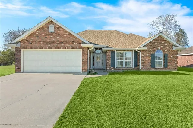 $255,000 | 328 Aspen Drive, Raceland, LA 70394