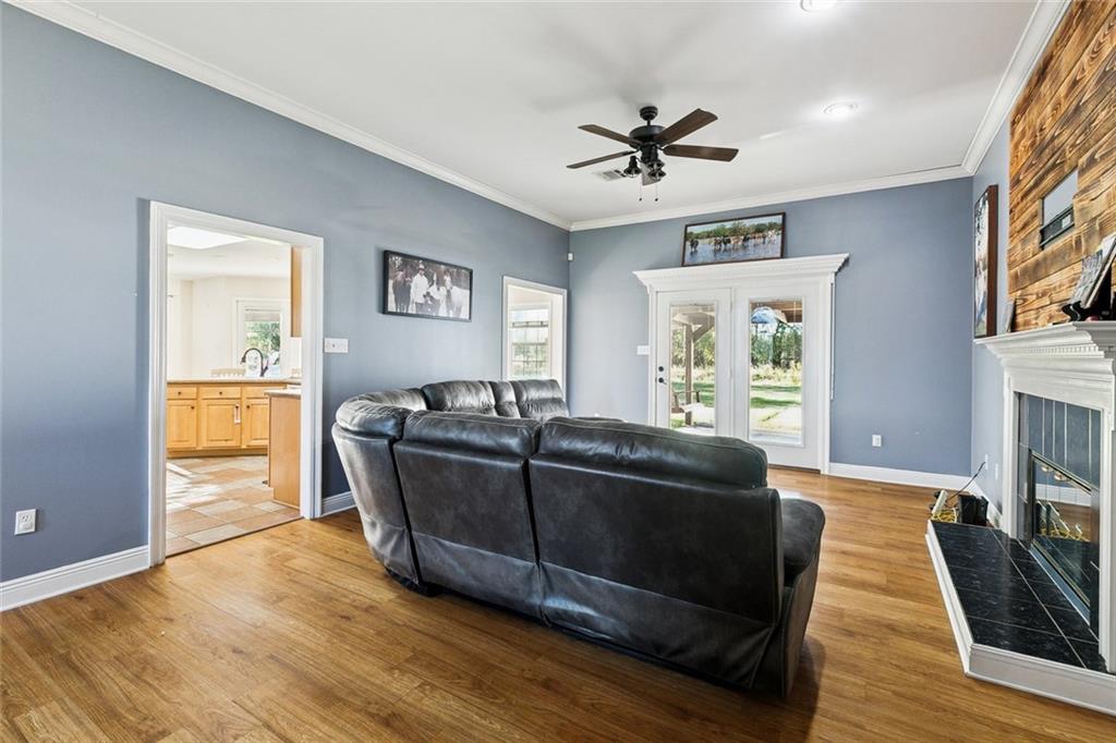 328 Aspen Drive Raceland, LA 70394 - Photo 3 of 21 Gallery Image 3