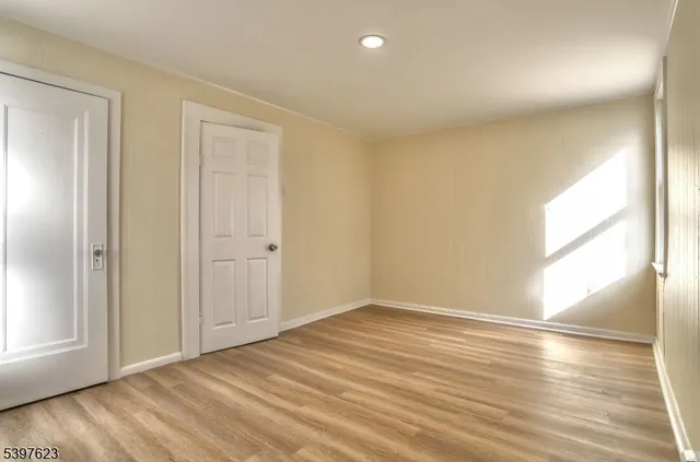 $2,200 | 84 Magnolia Street, Unit 2R, Belleville, NJ 07109