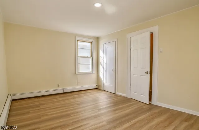 $2,200 | 84 Magnolia Street, Unit 2R, Belleville, NJ 07109