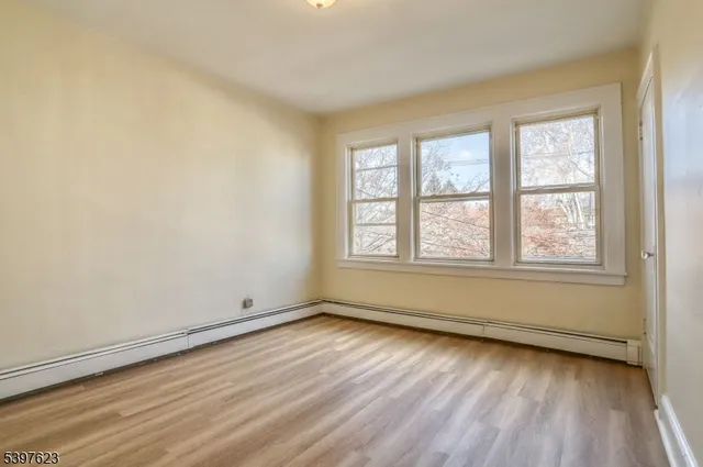 $2,200 | 84 Magnolia Street, Unit 2R, Belleville, NJ 07109