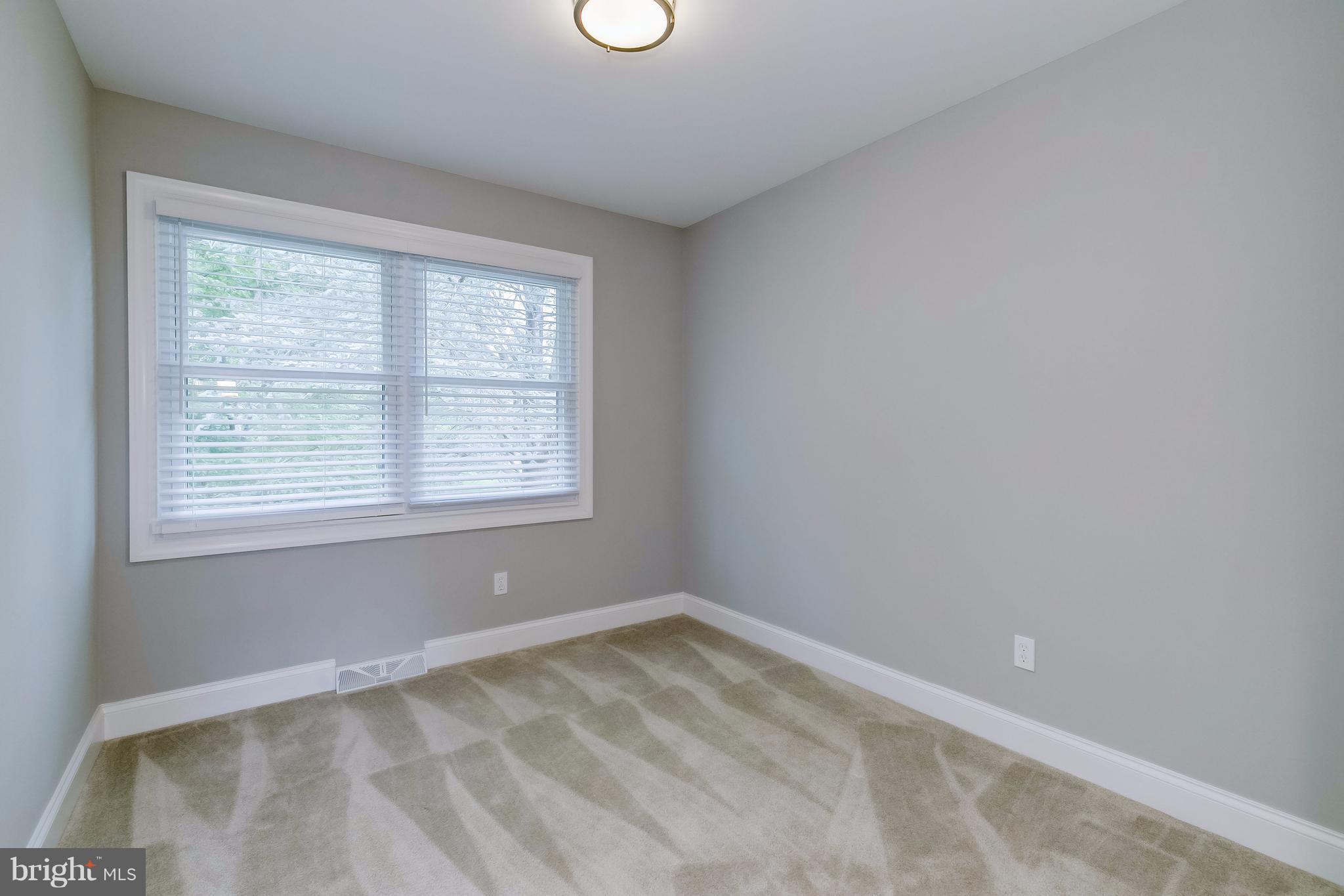 625 Edwards Road Annapolis, MD 21409 - Photo 15 of 30 a view of a room with a window
