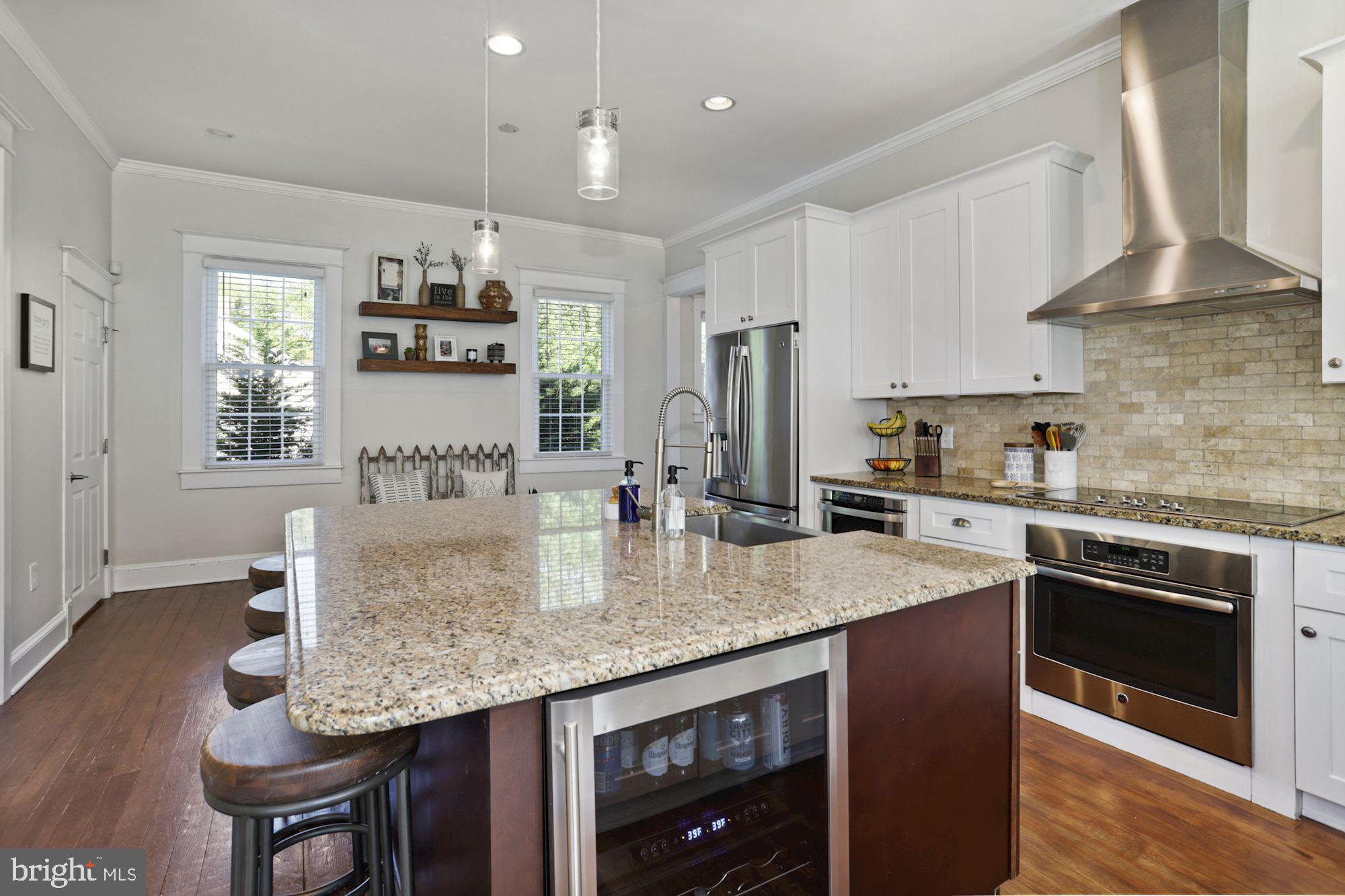 372 Forest Beach Road Annapolis, MD 21409 - Photo 12 of 49 No details left out!