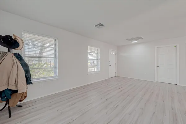 $2,200 | 1612 2nd Street, League City, TX 77573