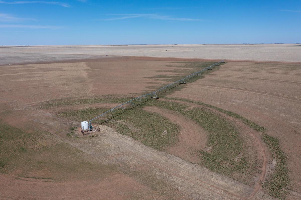 Pipeline Rd Farm Happy, TX 79042 - Photo 5 of 16 Pipeline_Rd_Farm_005_Center_Pivot