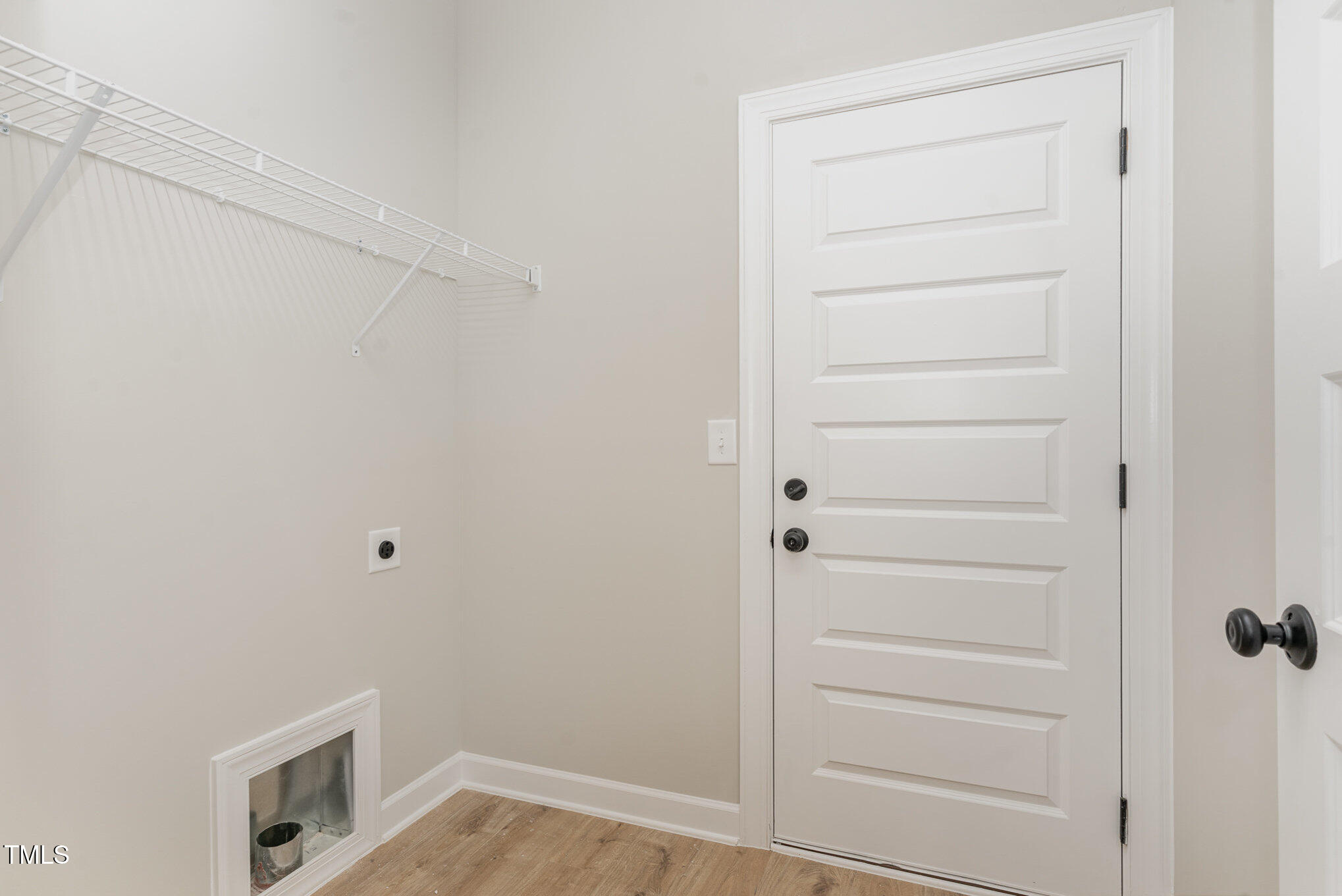 30 Tee Drive Selma, NC 27576 - Photo 25 of 28 a view of an empty walk in closet