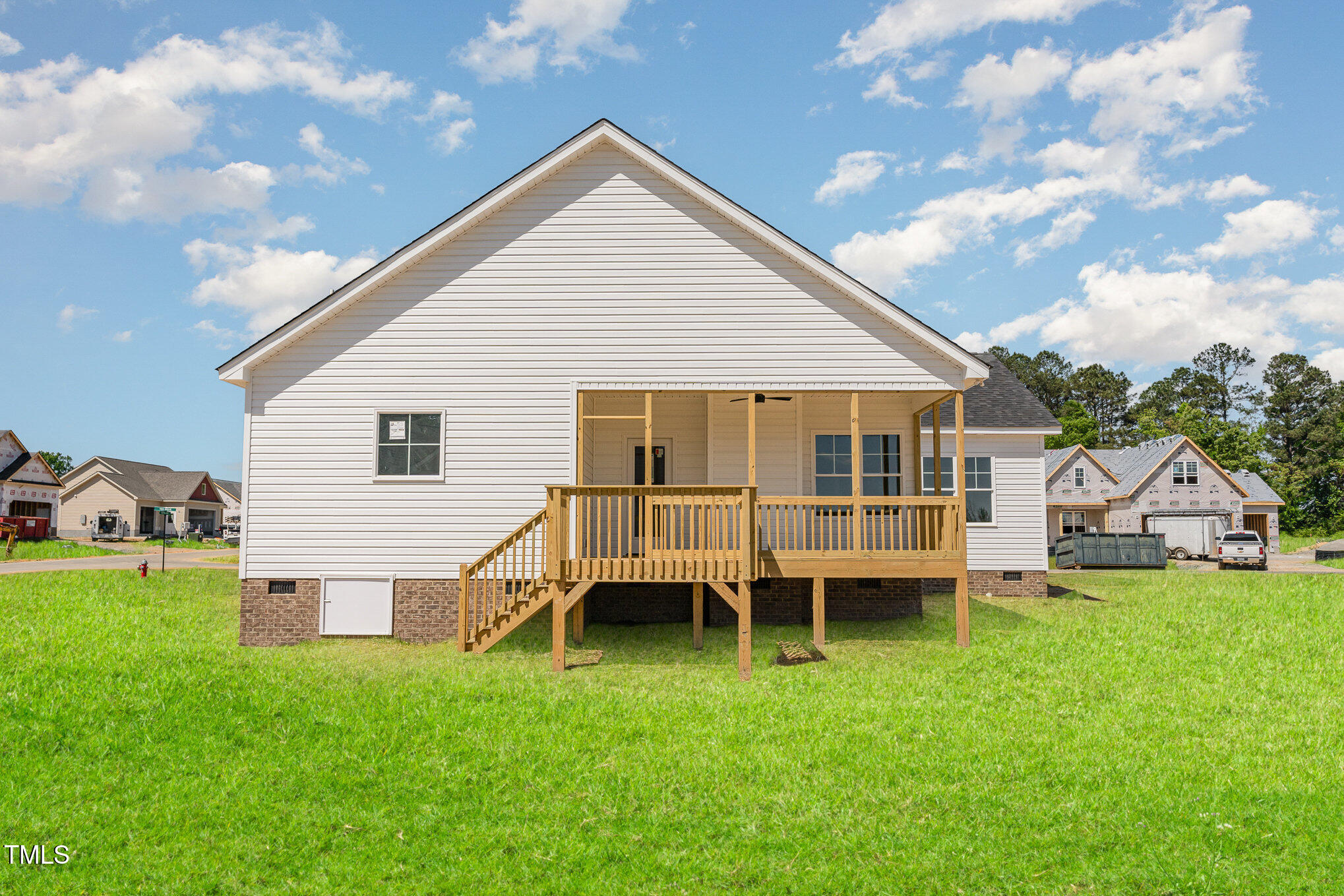 30 Tee Drive Selma, NC 27576 - Photo 27 of 28 a view of a house with a yard