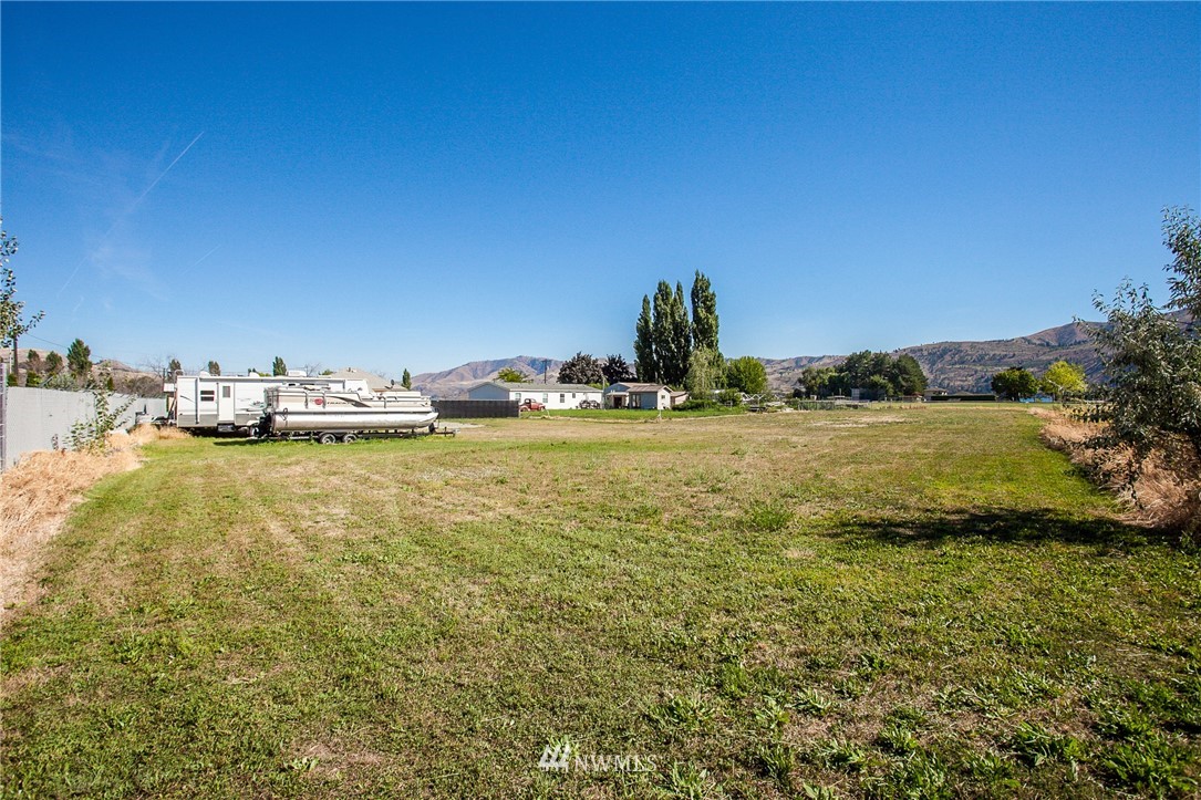 42 South Madeline Road Manson, WA 98831 - Photo 12 of 16 Gallery Image 12
