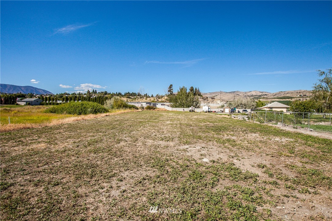 42 South Madeline Road Manson, WA 98831 - Photo 8 of 16 Gallery Image 8