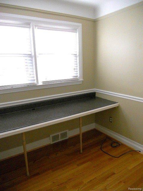 9723 Rosedale Boulevard Allen Park, MI 48101 - Photo 4 of 33 Home Office.JPG