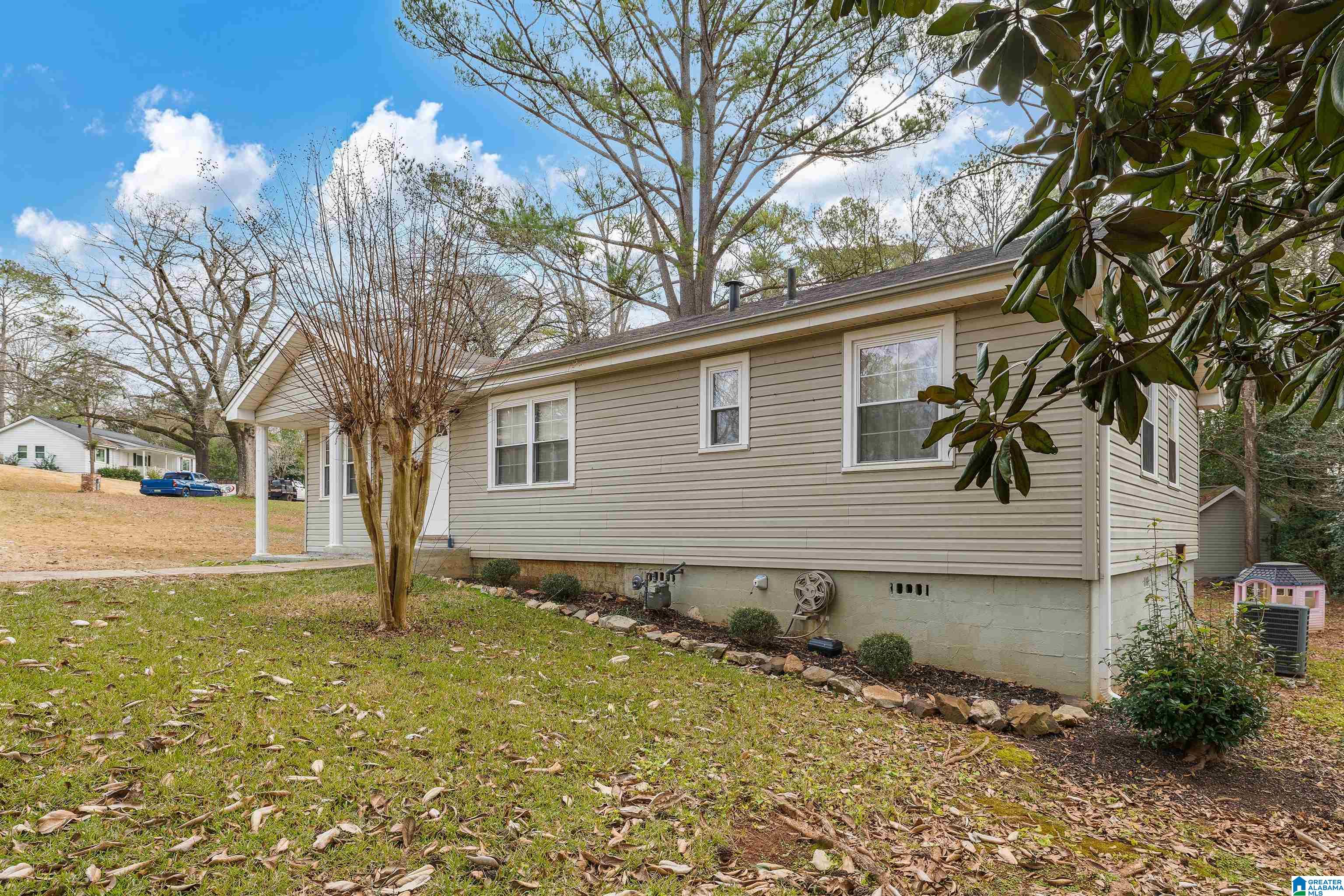 370 Pineview Road Montevallo, AL 35115 - Photo 3 of 24