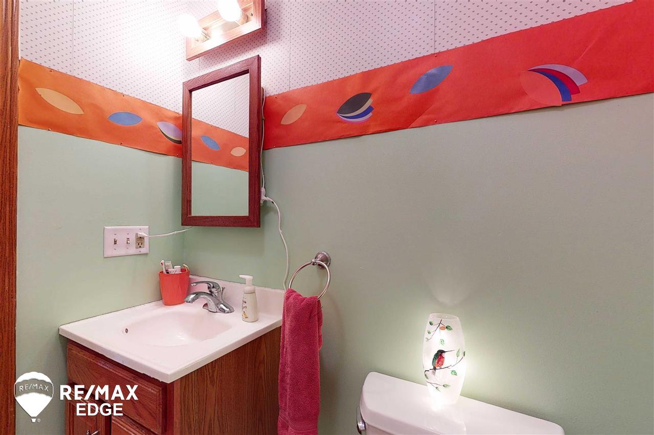 5266 Diehl Road Metamora, MI 48455 - Photo 28 of 51 50046432-27.JPG