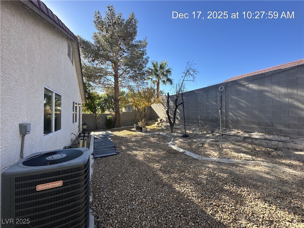 6009 Kitamaya Street North Las Vegas, NV 89031 - Photo 31 of 35