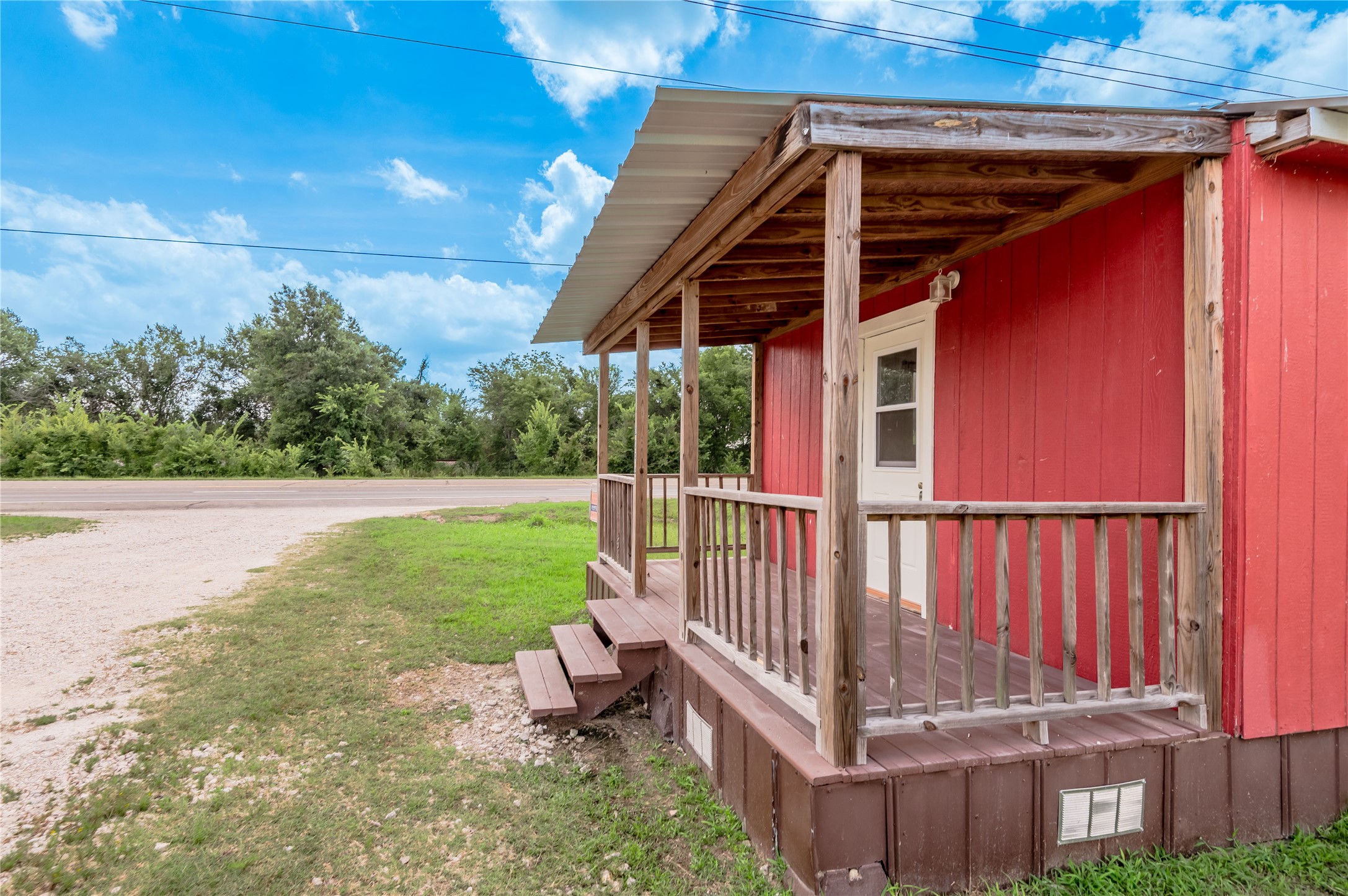 2094 South Robb Street Trinity, TX 75862 - Photo 3 of 23