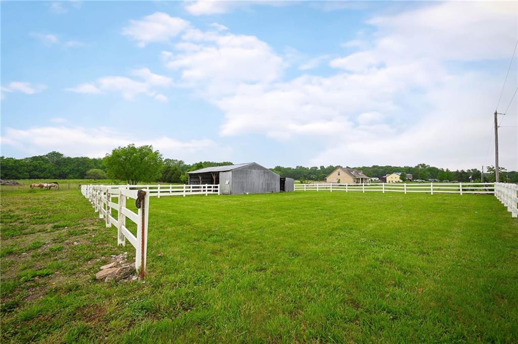 22922 Bedford Road Spring Hill, KS 66083 - Photo 37 of 38