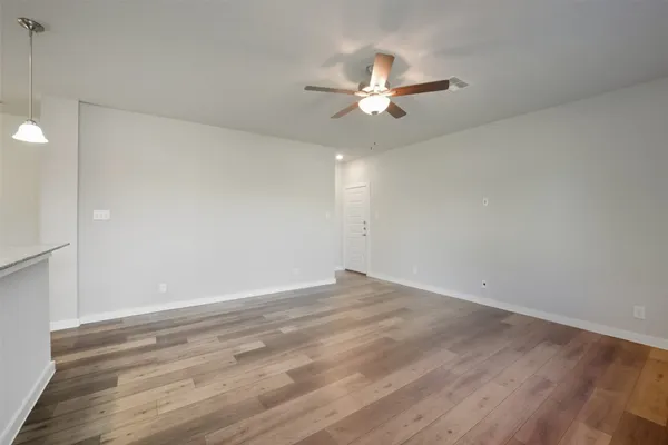 $1,795 | 25172 Pacific Wren Drive, Magnolia, TX 77354