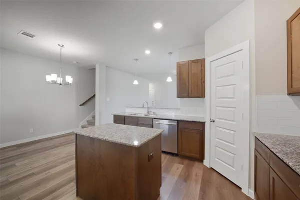 $1,795 | 25172 Pacific Wren Drive, Magnolia, TX 77354