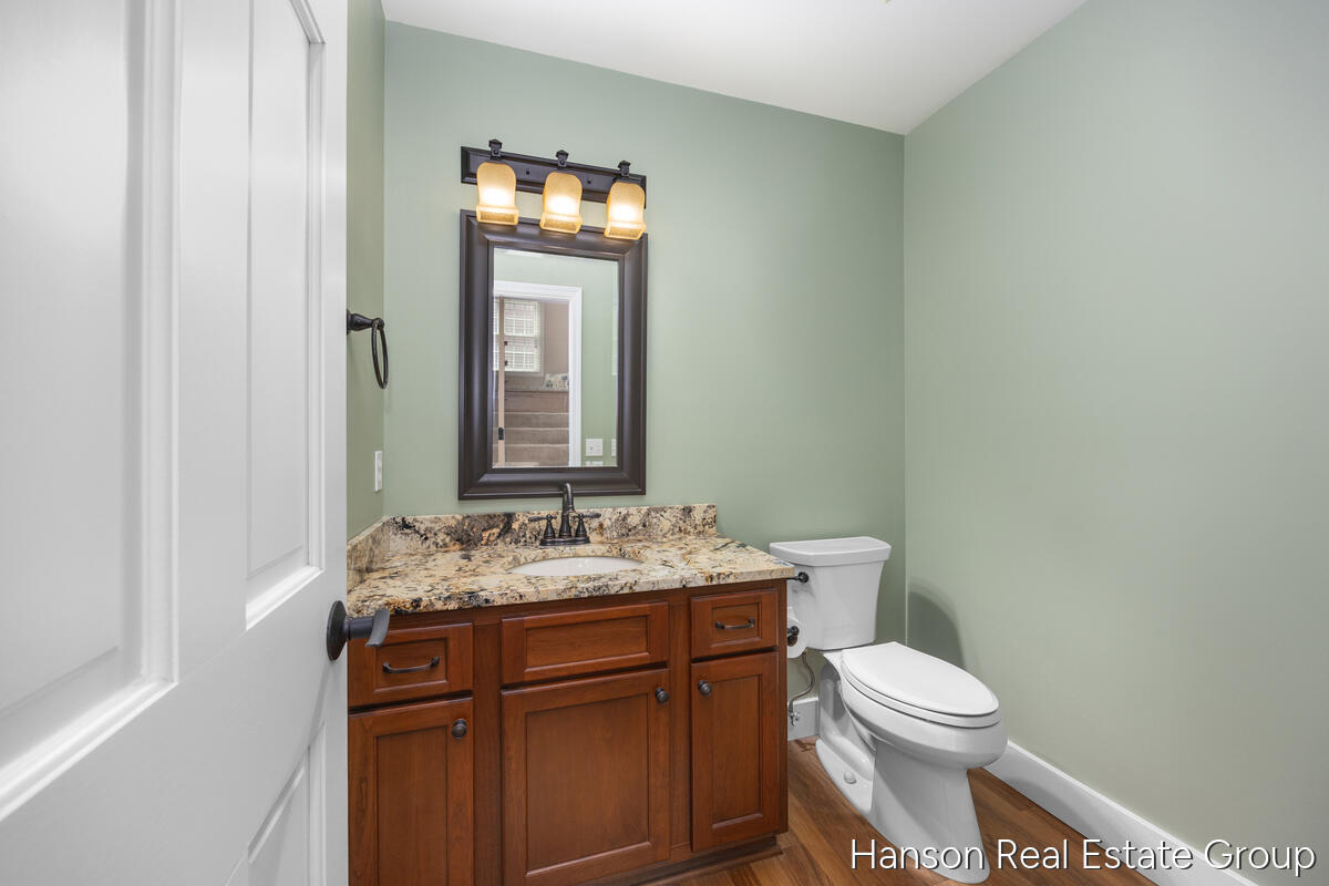 1716 Riva Ridge Drive Southeast Grand Rapids, MI 49546 - Photo 14 of 40 1716-Riva_017