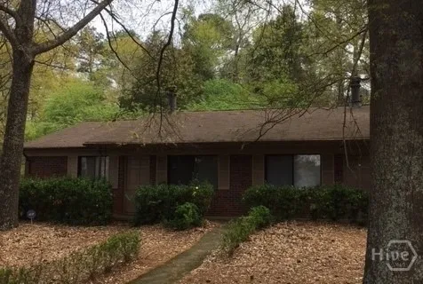 $1,200 | 317 Epps Bridge Road, Athens, GA 30606