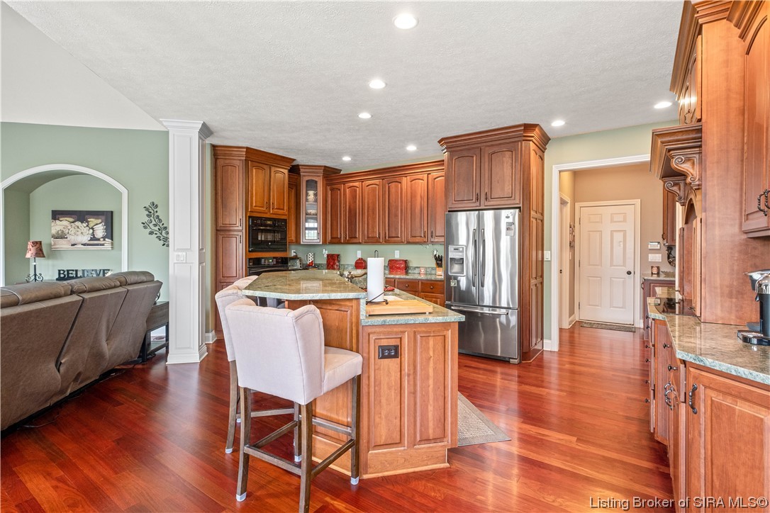 3631 Woodland Lakes Drive Floyds Knobs, IN 47119 - Photo 17 of 73